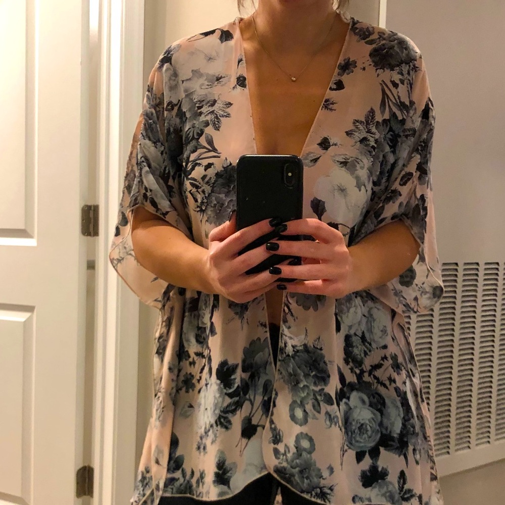 Light pink and Grey Kimono